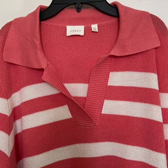 Olive Green Women's Top with Button Accents - Picture 5 of 6